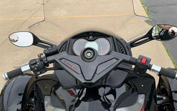 2012 CAN AM SPYDER RS-S SE5