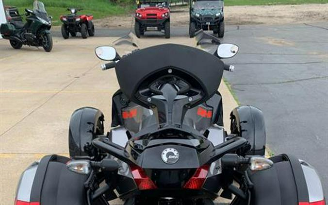 2012 CAN AM SPYDER RS-S SE5