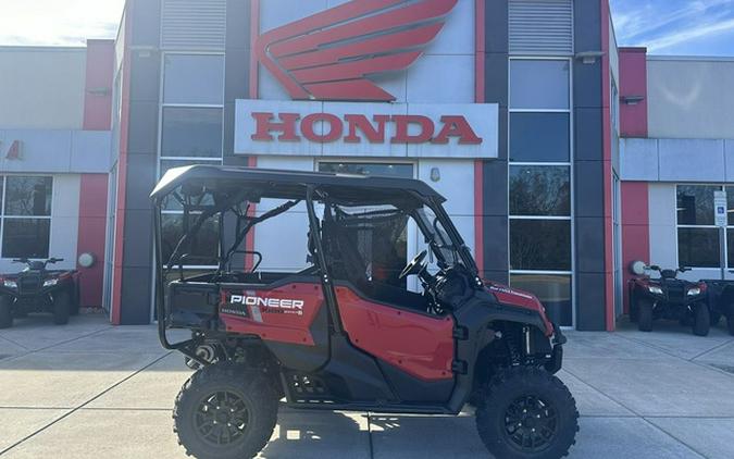 2025 Honda Pioneer 1000-5 Deluxe