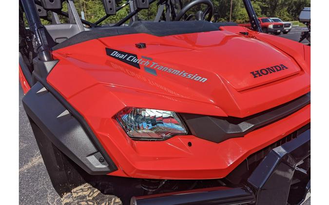 2025 Honda Pioneer 1000-6 Crew Deluxe