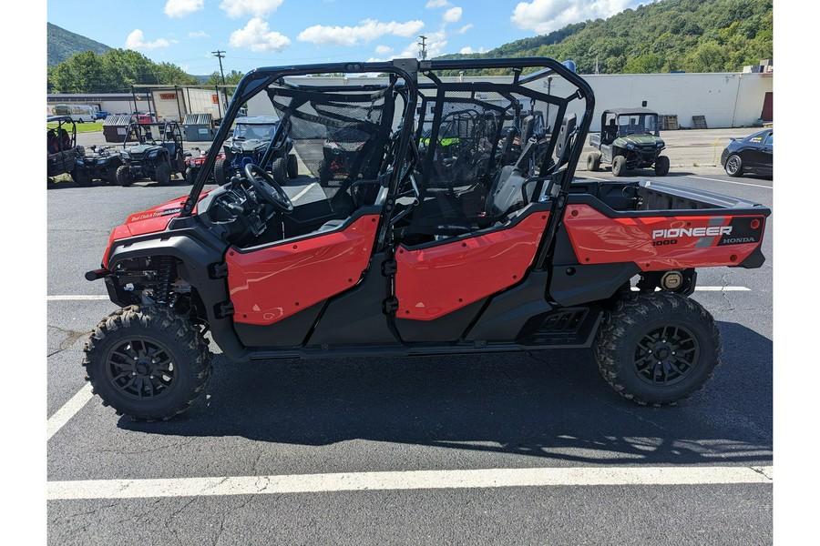 2025 Honda Pioneer 1000-6 Crew Deluxe