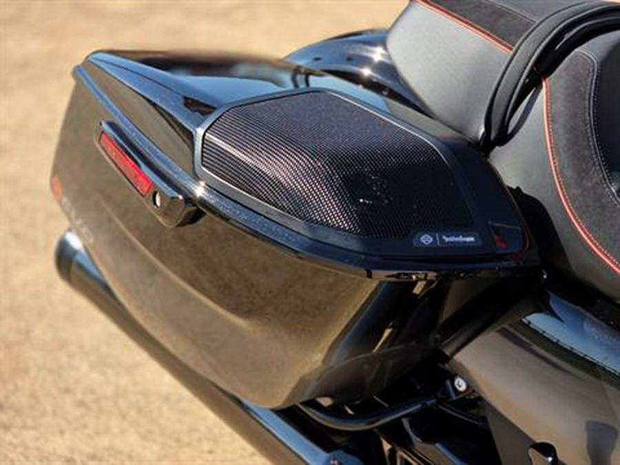 2025 Harley-Davidson CVO™ Street Glide®