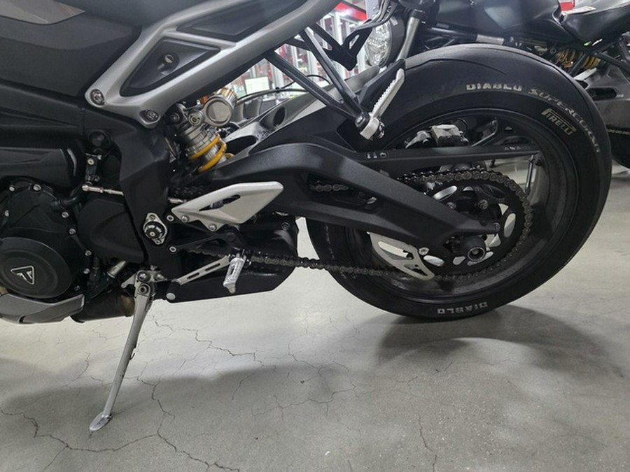 2024 Triumph Street Triple 765 R Silver Ice RS Carnival Red