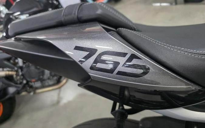 2024 Triumph Street Triple 765 R Silver Ice RS Carnival Red