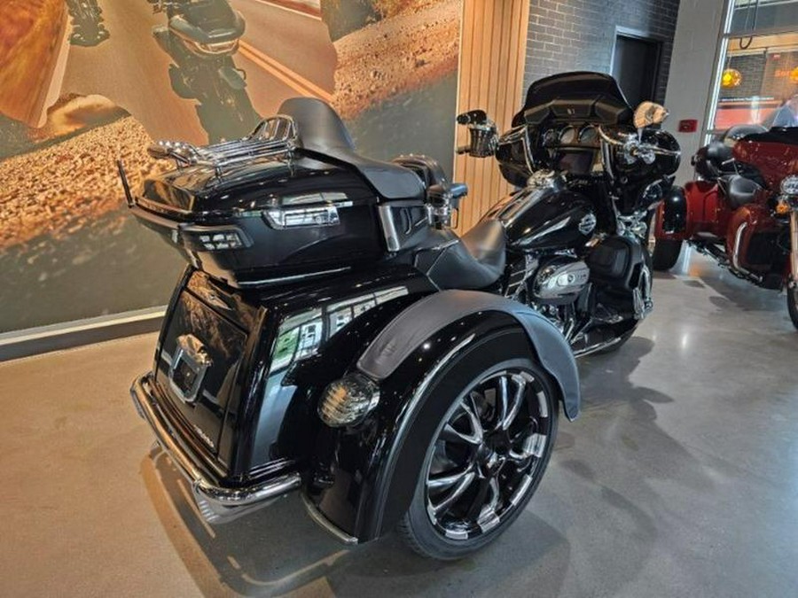 2021 Harley-Davidson® FLHTCUTG - Tri Glide® Ultra