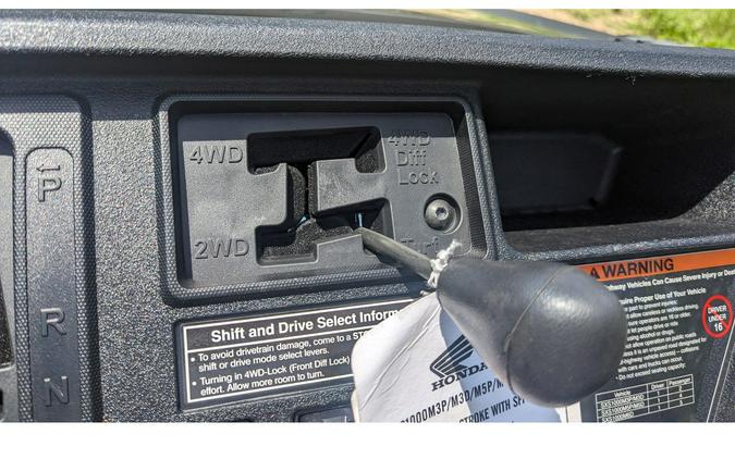 2025 Honda Pioneer 1000-6 Crew Deluxe