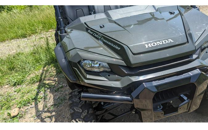 2025 Honda Pioneer 1000-6 Crew Deluxe