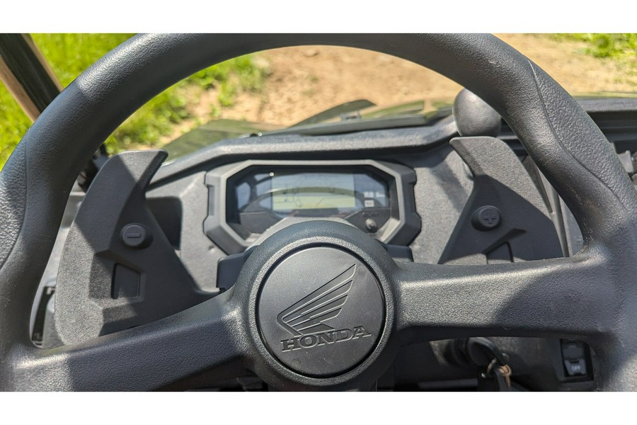 2025 Honda Pioneer 1000-6 Crew Deluxe