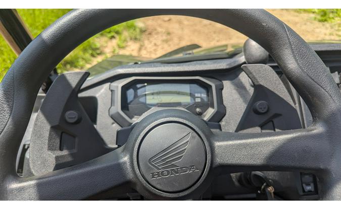 2025 Honda Pioneer 1000-6 Crew Deluxe