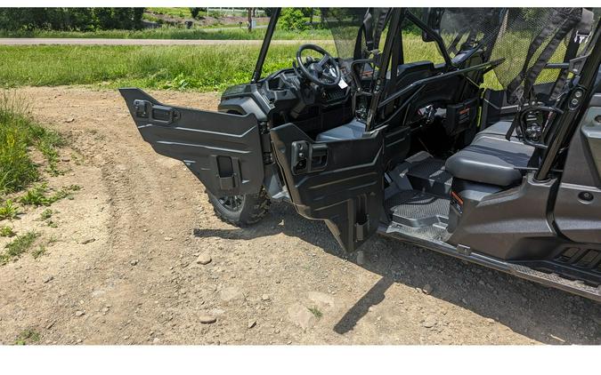 2025 Honda Pioneer 1000-6 Crew Deluxe