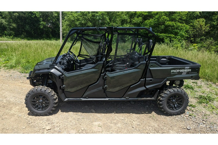 2025 Honda Pioneer 1000-6 Crew Deluxe