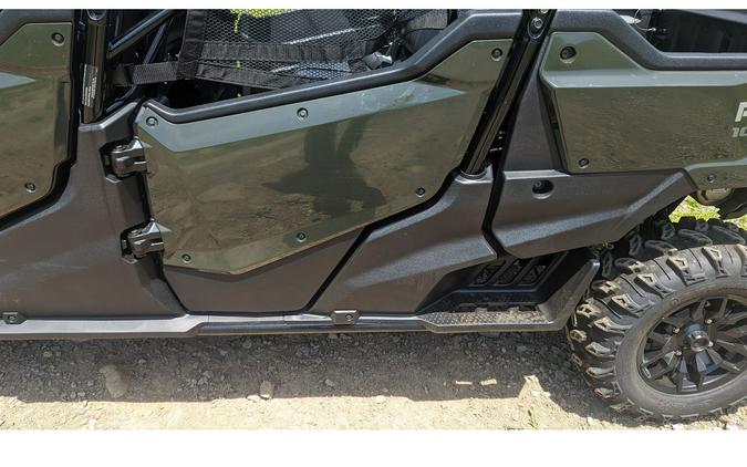 2025 Honda Pioneer 1000-6 Crew Deluxe