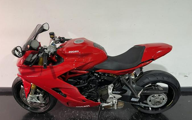 2020 Ducati Supersport S Red