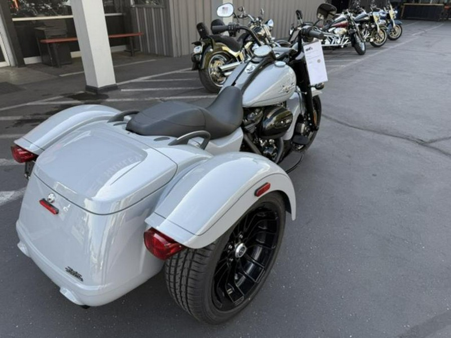 2025 Harley-Davidson® FLRT - Freewheeler®