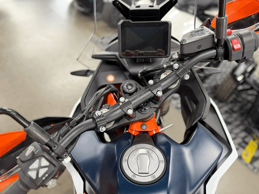 2026 KTM 890 Adventure R