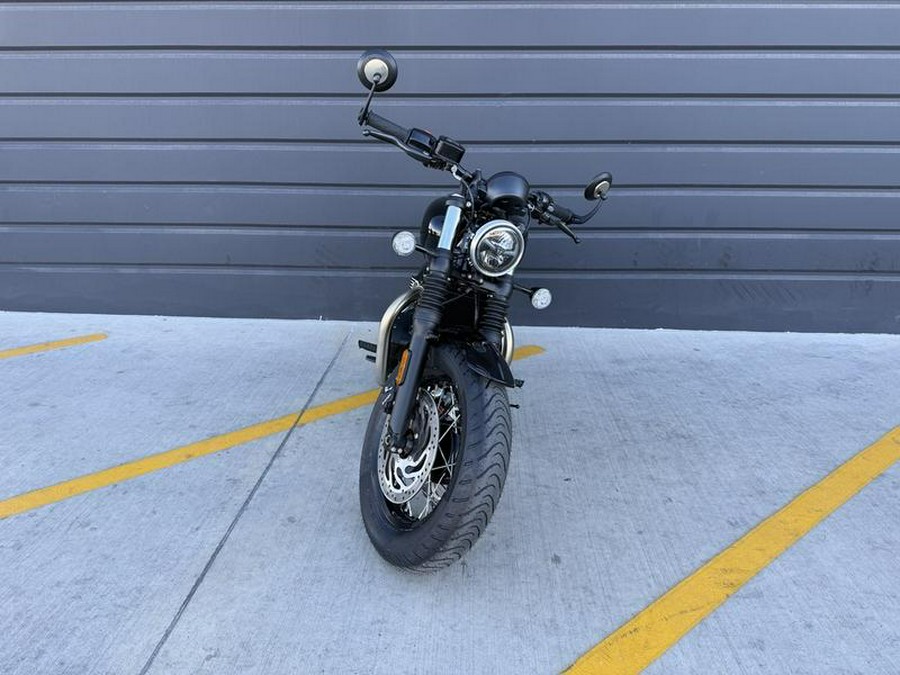 2026 Triumph Bonneville Bobber Jet black