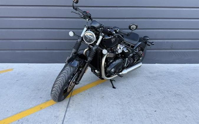 2026 Triumph Bonneville Bobber Jet black