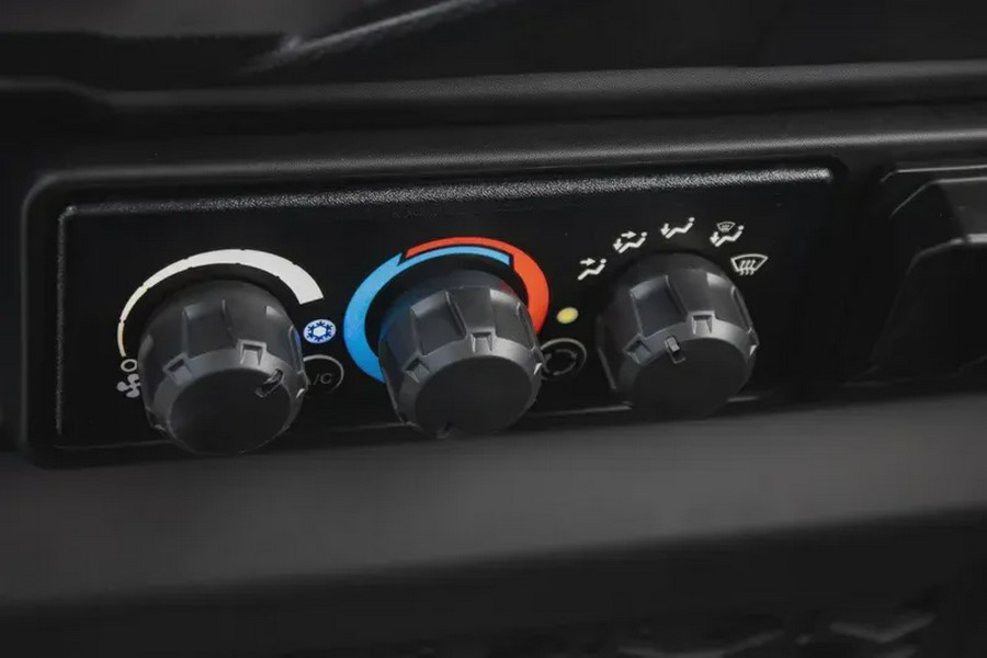 2026 CAN-AM DEFENDER MAX LIMITED CAB HD11