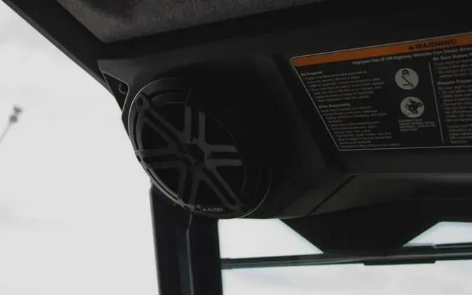 2026 CAN-AM DEFENDER MAX LIMITED CAB HD11