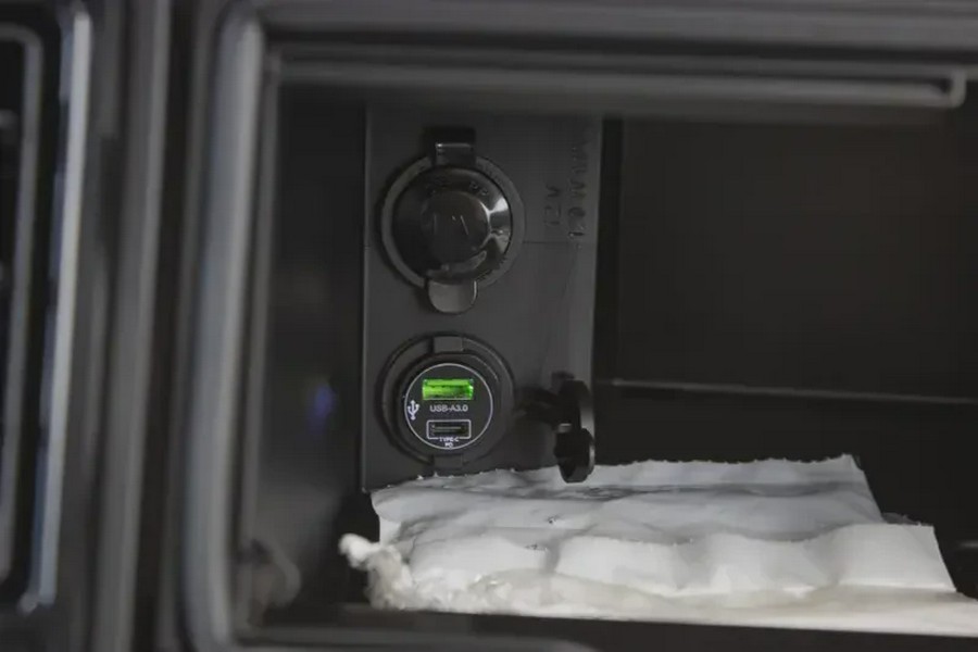 2026 CAN-AM DEFENDER MAX LIMITED CAB HD11