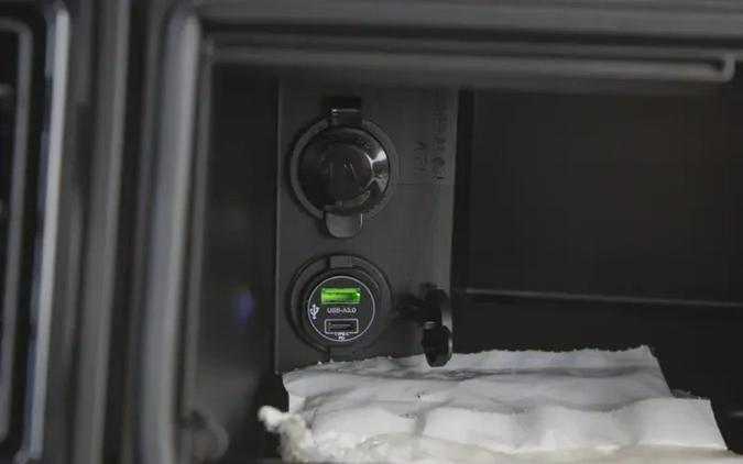 2026 CAN-AM DEFENDER MAX LIMITED CAB HD11