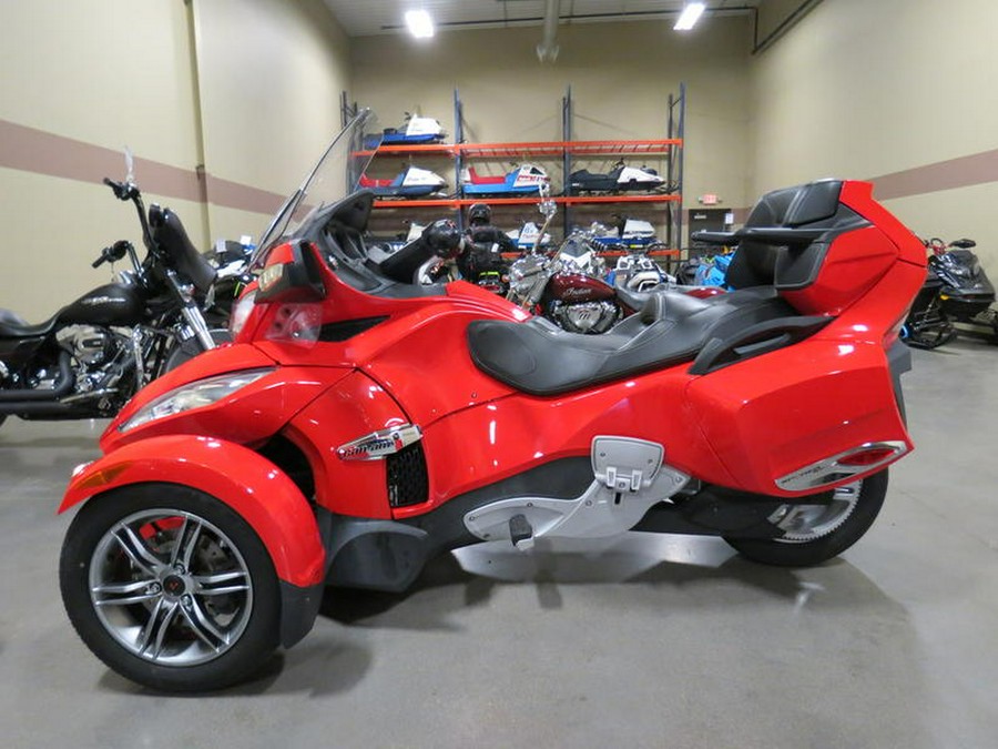 2012 Can-Am® Spyder Roadster RT