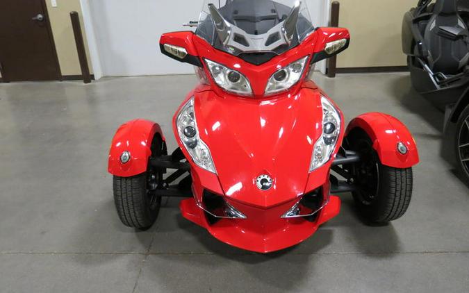 2012 Can-Am® Spyder Roadster RT