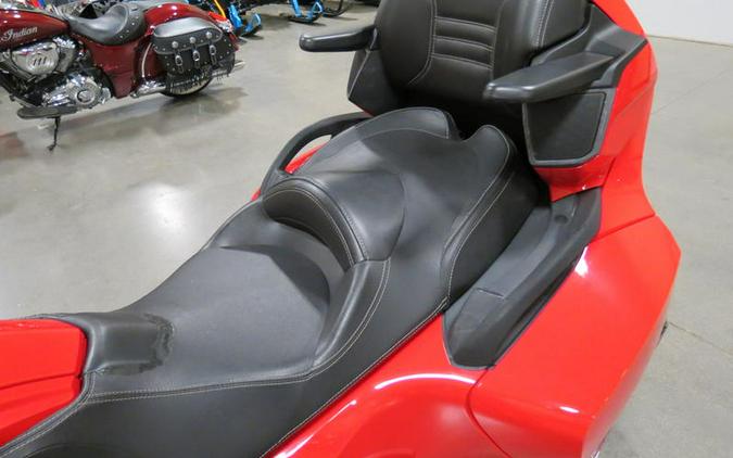 2012 Can-Am® Spyder Roadster RT