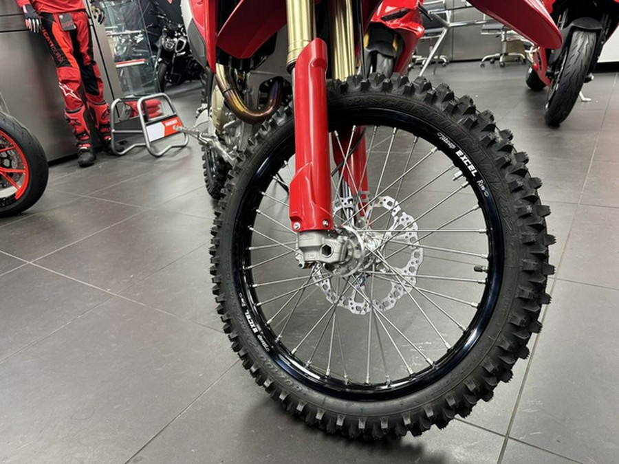 2026 Ducati Desmo 450 MX