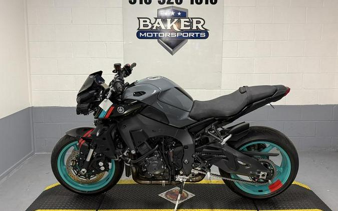2022 Yamaha MT-10 CA