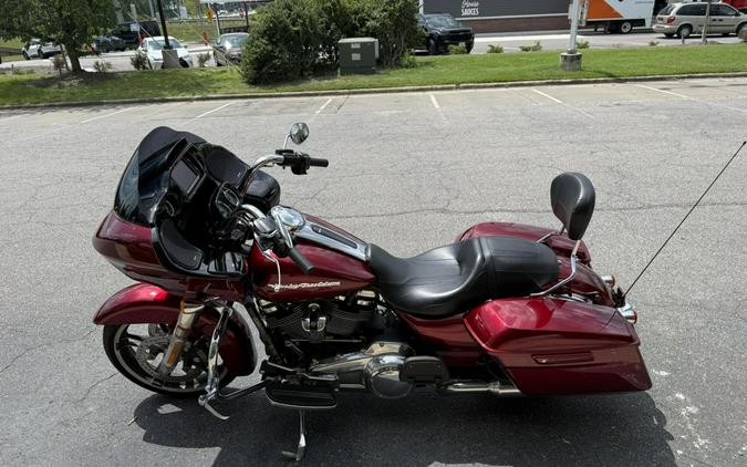 FLTRXS 2017 Road Glide® Special