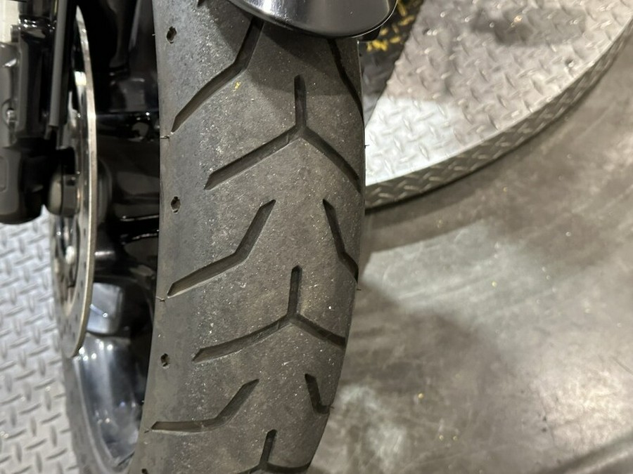 Harley-Davidson CVO™ Pro Street Breakout 2017 FXSE 955203A SF BLK/SCRD APL W