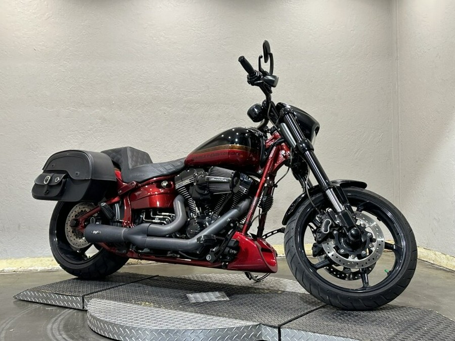 Harley-Davidson CVO™ Pro Street Breakout 2017 FXSE 955203A SF BLK/SCRD APL W