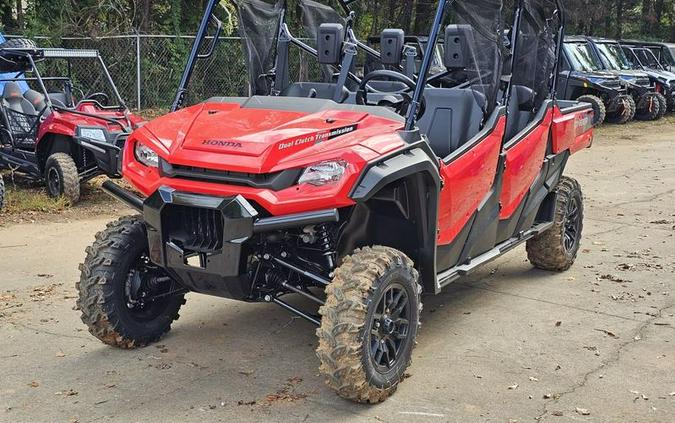 2023 Honda® Pioneer 1000-6 Deluxe Crew