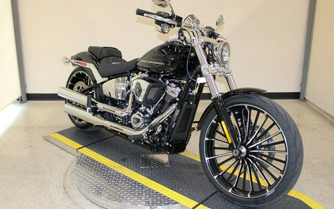 New 2025 Harley-Davidson Breakout Cruiser FXBR Motorcycle For Sale In Miami, Florida