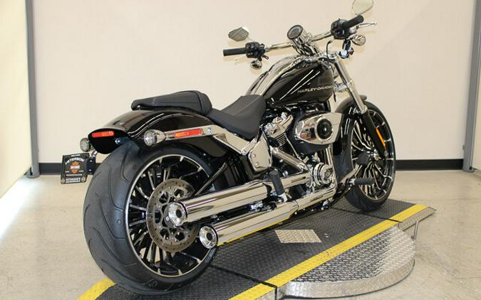 New 2025 Harley-Davidson Breakout Cruiser FXBR Motorcycle For Sale In Miami, Florida