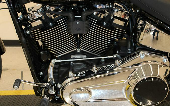 New 2025 Harley-Davidson Breakout Cruiser FXBR Motorcycle For Sale In Miami, Florida