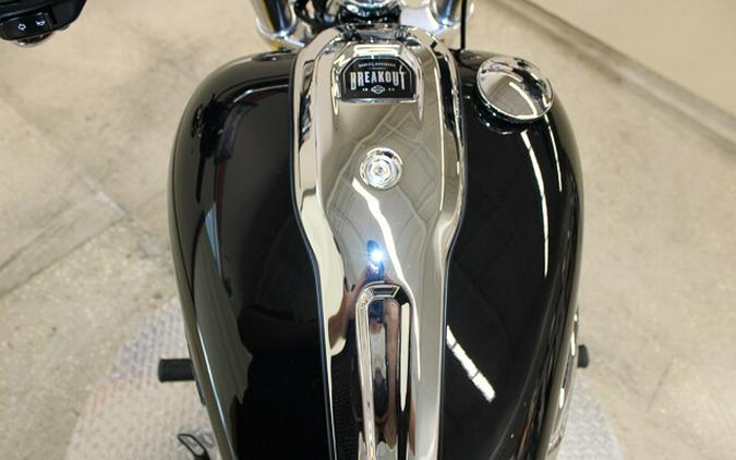 New 2025 Harley-Davidson Breakout Cruiser FXBR Motorcycle For Sale In Miami, Florida