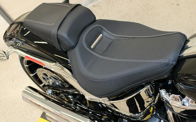 New 2025 Harley-Davidson Breakout Cruiser FXBR Motorcycle For Sale In Miami, Florida
