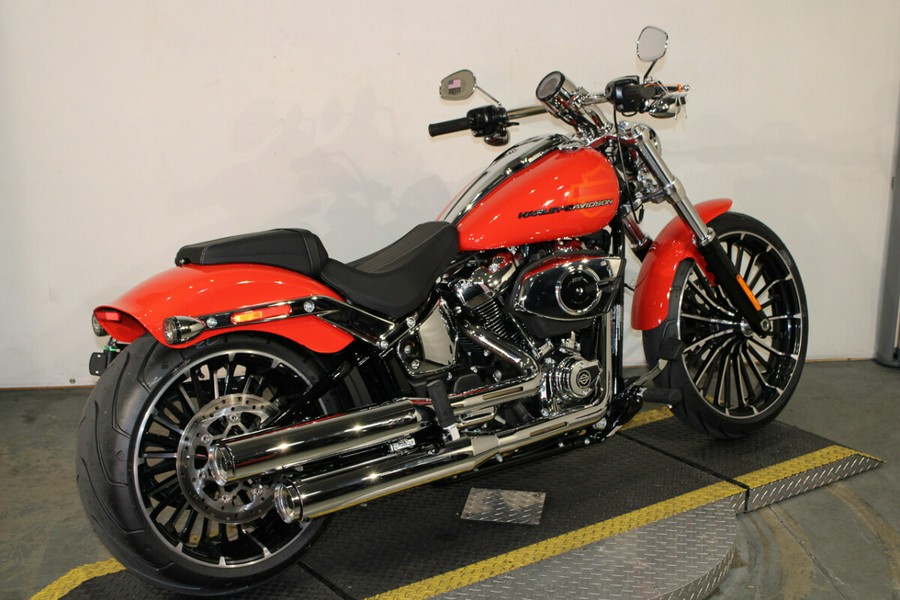 New 2026 Harley-Davidson Breakout Cruiser FXBR Motorcycle For Sale In Miami, Florida