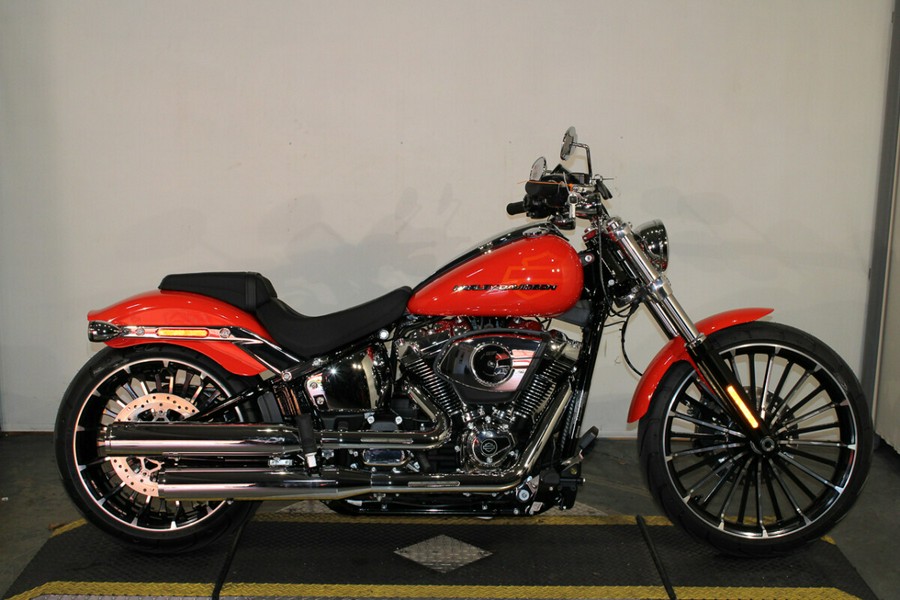 New 2026 Harley-Davidson Breakout Cruiser FXBR Motorcycle For Sale In Miami, Florida