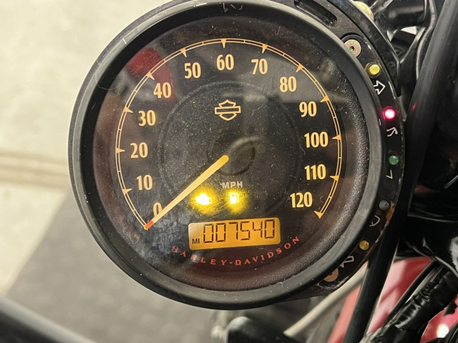 2022 Harley-Davidson Iron 883 (XL883N)