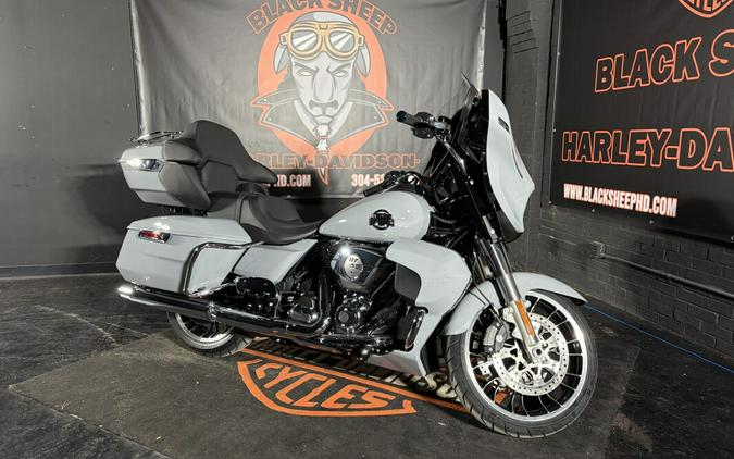 2026 Harley-Davidson® FLHXL Street Glide Limited