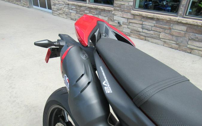 2026 Ducati Hypermotard V2