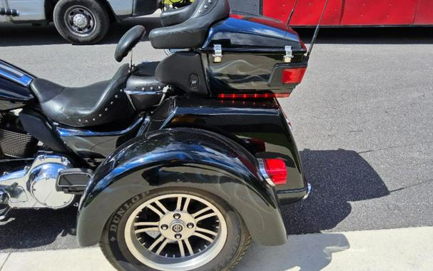 2009 Harley-Davidson FLHTCUTG Tri Glide™ Ultra Classic®