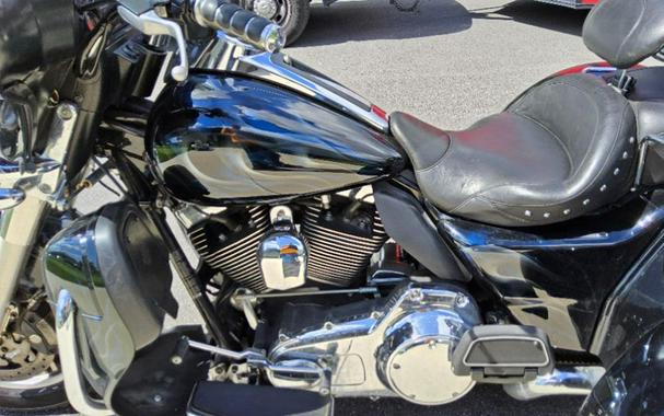 2009 Harley-Davidson FLHTCUTG Tri Glide™ Ultra Classic®