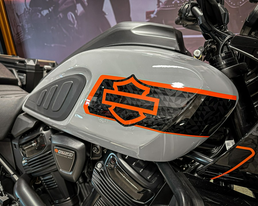 2026 Harley-Davidson® Pan America 1250 Limited