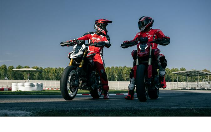 2026 Ducati Hypermotard V2