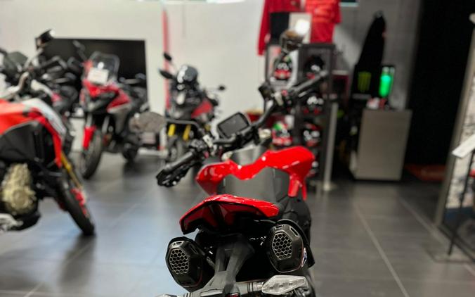2026 Ducati Hypermotard V2