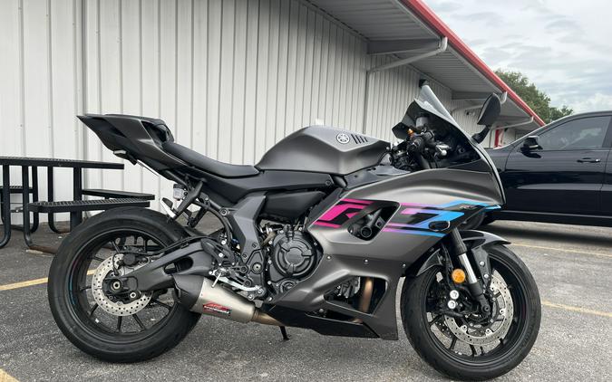 2024 YAMAHA YZF R7